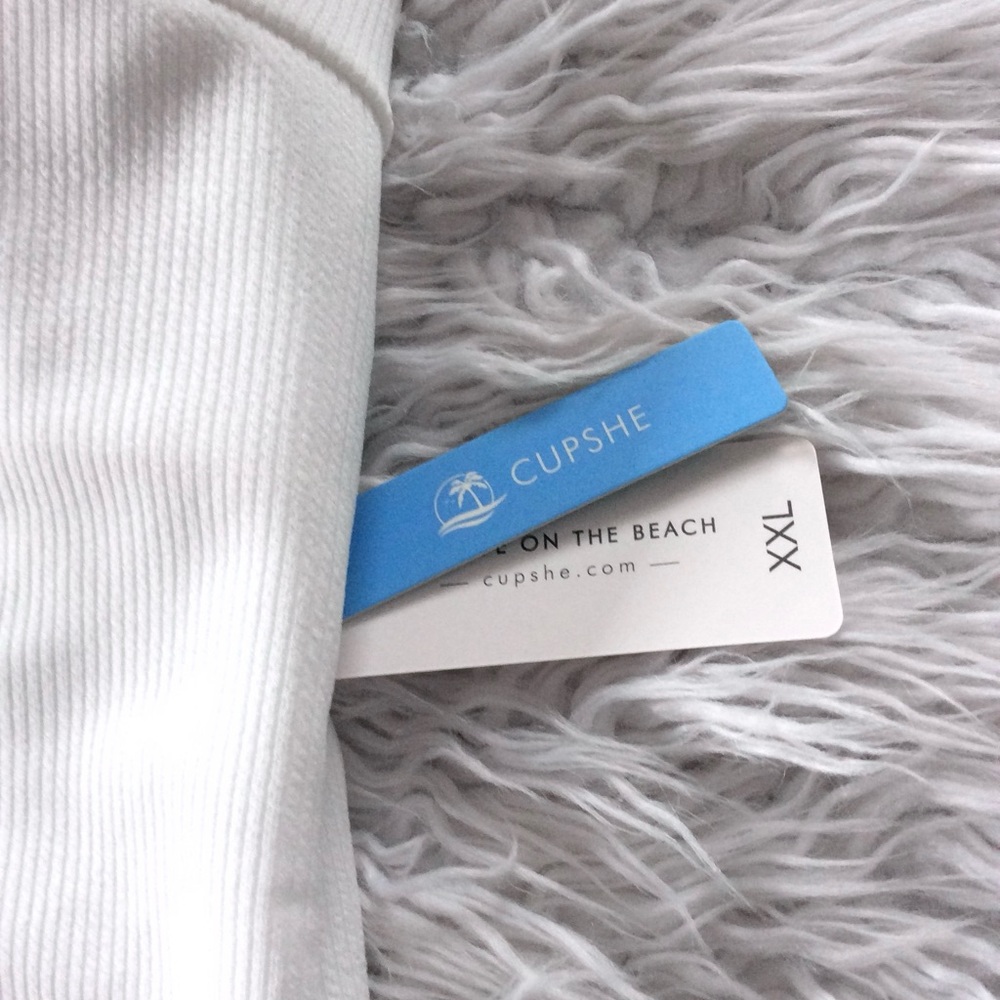 NWT Cupshe Ribbed Ruffle Swimsuit - Picture 4 of 5